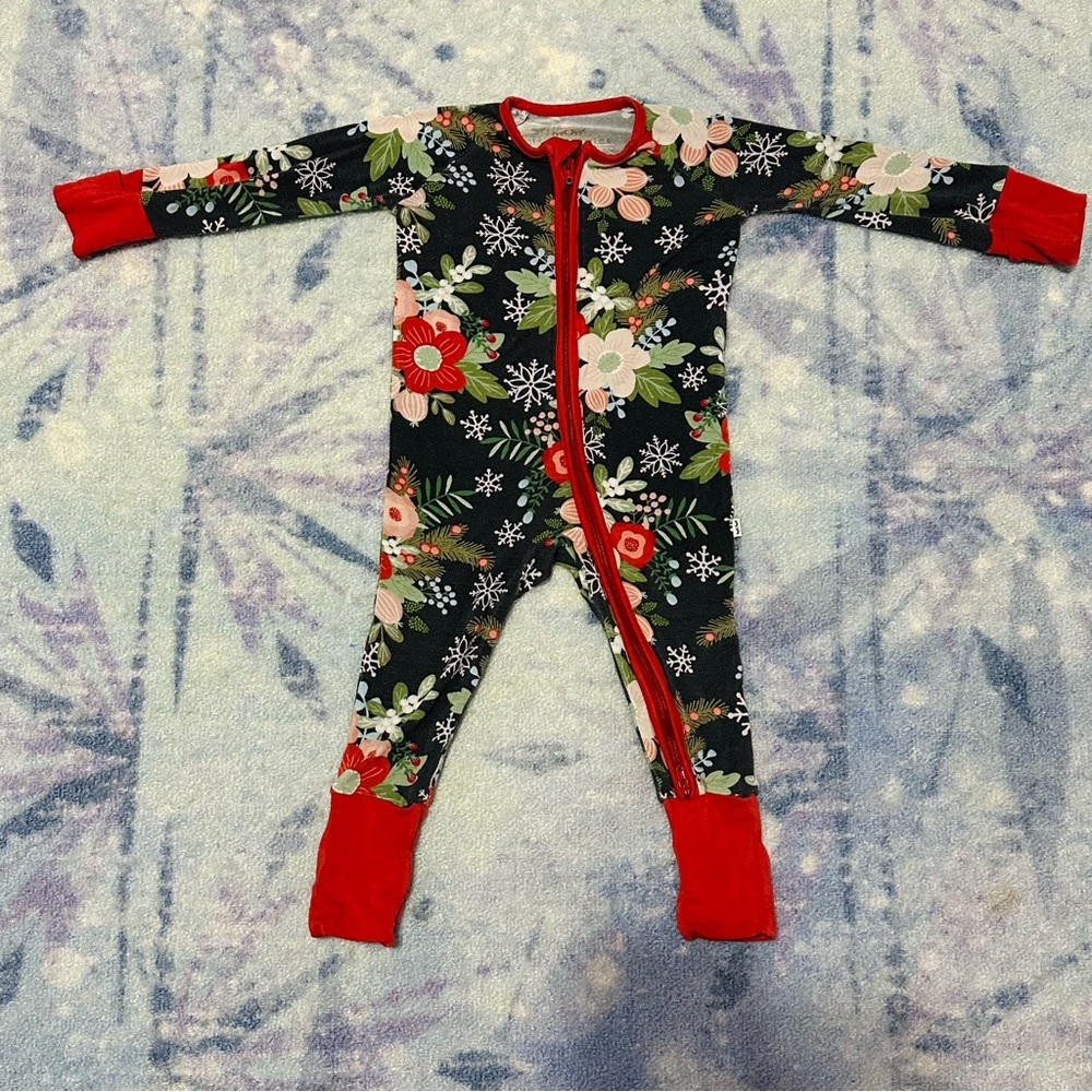 little sleepies poinsettia floral Christmas holiday zippy 3-6m